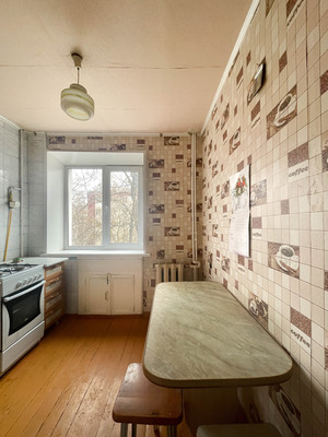 Продам двухкомнатную (2-комн.) квартиру, Ленина ул, 76А, Волгодонск г