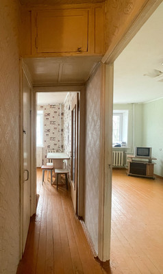 Продам двухкомнатную (2-комн.) квартиру, Ленина ул, 76А, Волгодонск г