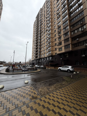 Продам трехкомнатную (3-комн.) квартиру, Воровского ул, 173, Ростов-на-Дону г