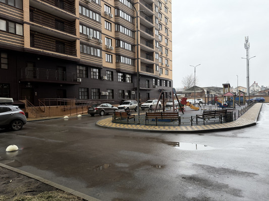 Продам трехкомнатную (3-комн.) квартиру, Воровского ул, 173, Ростов-на-Дону г