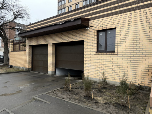 Продам трехкомнатную (3-комн.) квартиру, Воровского ул, 173, Ростов-на-Дону г