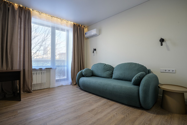 Продам двухкомнатную (2-комн.) квартиру, Болотниковская ул, 1к3, Москва г