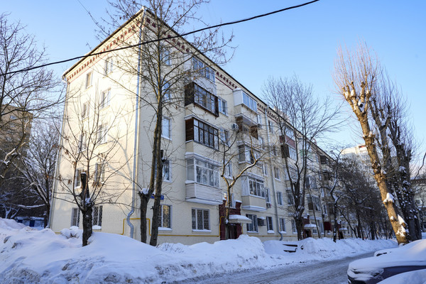 Продам двухкомнатную (2-комн.) квартиру, Болотниковская ул, 1к3, Москва г