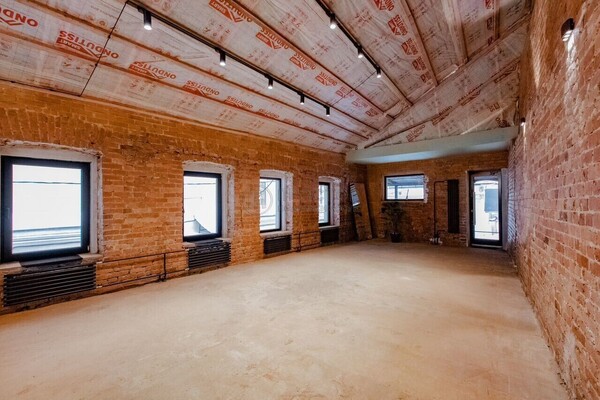 Продам коммерческое помещение 108 м2, Петровка ул, 19с7, Москва г