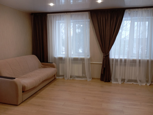 Продам дом, Средняя Заречная ул, 40а, Луга г, 0 км от города