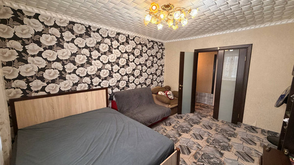 Продам трехкомнатную (3-комн.) квартиру, Андропова ул, 93, Ступино г