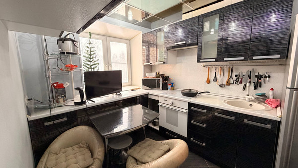 Продам трехкомнатную (3-комн.) квартиру, Андропова ул, 93, Ступино г