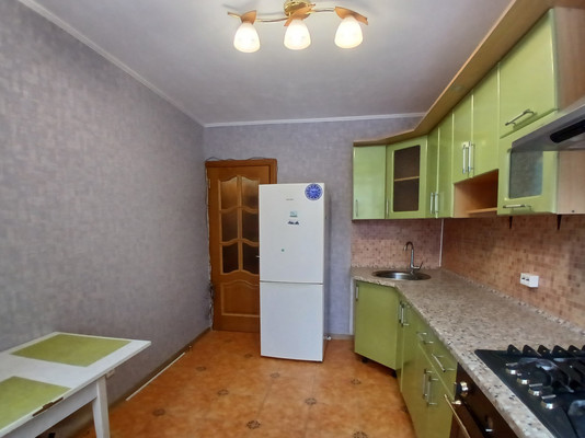 Продам двухкомнатную (2-комн.) квартиру, Новоселов ул, 35кА, Рязань г