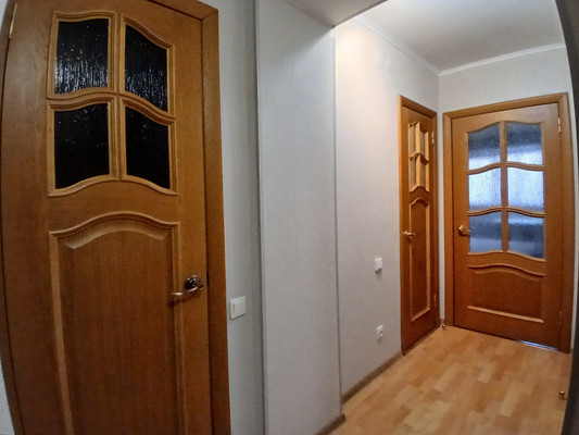 Продам двухкомнатную (2-комн.) квартиру, Новоселов ул, 35кА, Рязань г