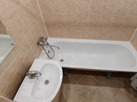 Продам двухкомнатную (2-комн.) квартиру, Новоселов ул, 35кА, Рязань г