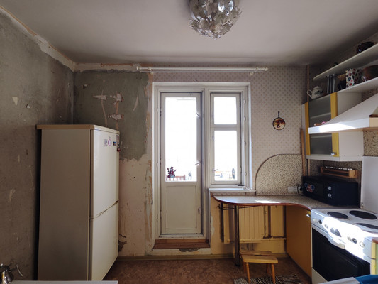 Продам однокомнатную (1-комн.) квартиру, Школьная ул, 88к2, Санкт-Петербург г