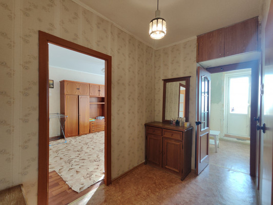 Продам однокомнатную (1-комн.) квартиру, Школьная ул, 88к2, Санкт-Петербург г