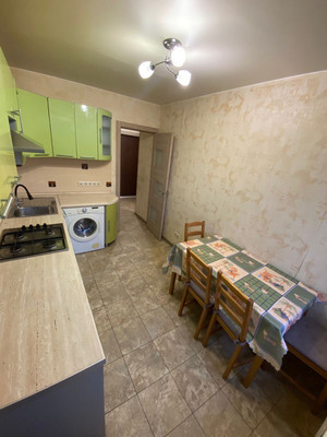 Продам двухкомнатную (2-комн.) квартиру, Кавказский б-р, 21, Москва г