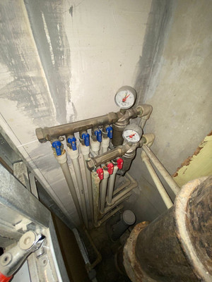 Продам двухкомнатную (2-комн.) квартиру, Кавказский б-р, 21, Москва г