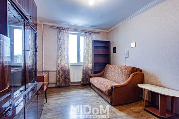 Продам двухкомнатную (2-комн.) квартиру, Загребский б-р, 31к1 стр 1, Санкт-Петербург г