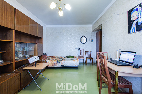 Продам двухкомнатную (2-комн.) квартиру, Загребский б-р, 31к1 стр 1, Санкт-Петербург г