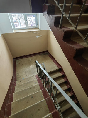 Продам двухкомнатную (2-комн.) квартиру, Автомобилист- Константиново(ГПЗ) гск, 7, Домодедово г