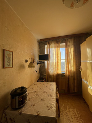 Продам многокомнатную квартиру, Выборгское ш, 7к1, Санкт-Петербург г