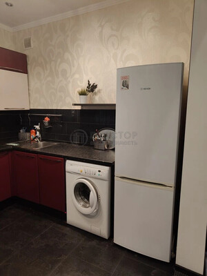 Продам двухкомнатную (2-комн.) квартиру, Ленинский пр-кт, 71, Москва г