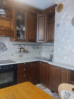 Продам двухкомнатную (2-комн.) квартиру, Ляпидевского ул, 6к3, Москва г