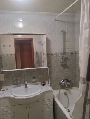 Продам двухкомнатную (2-комн.) квартиру, Ляпидевского ул, 6к3, Москва г