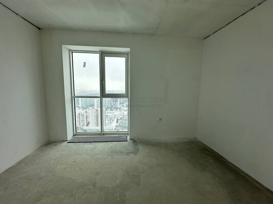 Продам трехкомнатную (3-комн.) квартиру, Ореховый б-р, 24к3, Москва г