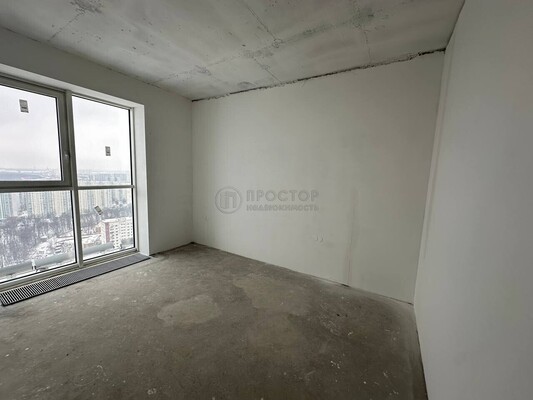 Продам трехкомнатную (3-комн.) квартиру, Ореховый б-р, 24к3, Москва г