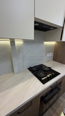 Продам двухкомнатную (2-комн.) квартиру, Болотниковская ул, 1к3, Москва г