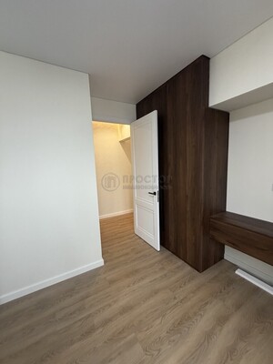 Продам двухкомнатную (2-комн.) квартиру, Болотниковская ул, 1к3, Москва г