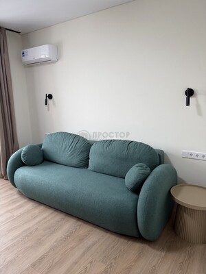 Продам двухкомнатную (2-комн.) квартиру, Болотниковская ул, 1к3, Москва г