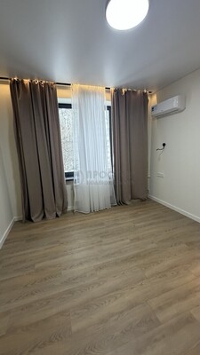 Продам двухкомнатную (2-комн.) квартиру, Болотниковская ул, 1к3, Москва г