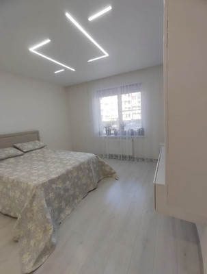 Продам двухкомнатную (2-комн.) квартиру, Ветеранов пр-кт, 179, Санкт-Петербург г