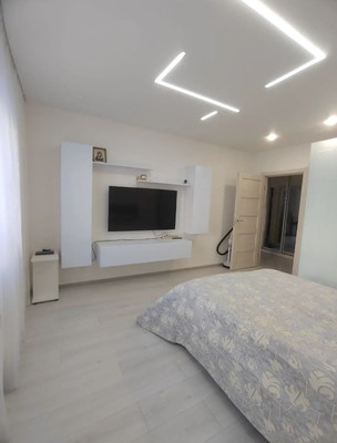 Продам двухкомнатную (2-комн.) квартиру, Ветеранов пр-кт, 179, Санкт-Петербург г