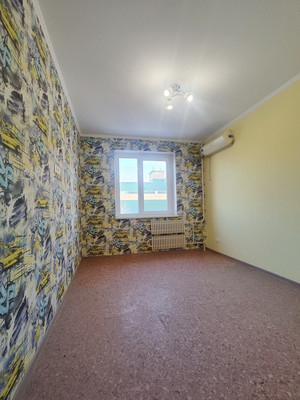 Продам трехкомнатную (3-комн.) квартиру, 9 Января ул, 113А, Воронеж г