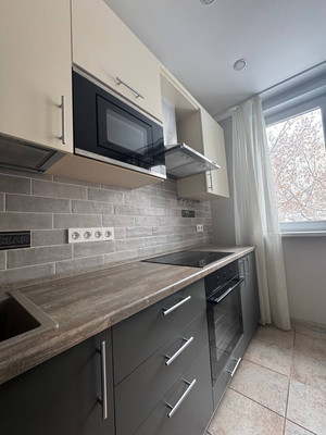 Продам двухкомнатную (2-комн.) квартиру, Онежская ул, 22, Москва г