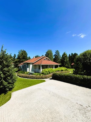 Продам коттедж в поселке Дубрава, Березовая ул, 4, Верхнее Дуброво пгт, 25 км от города