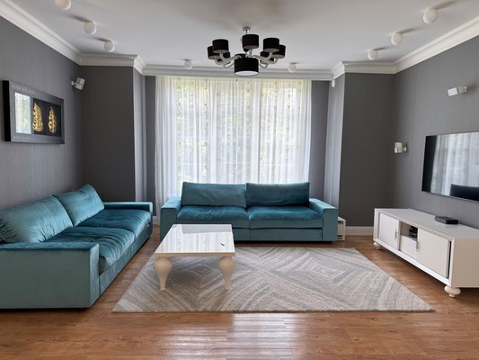 Продам коттедж в поселке Дубрава, Березовая ул, 4, Верхнее Дуброво пгт, 25 км от города