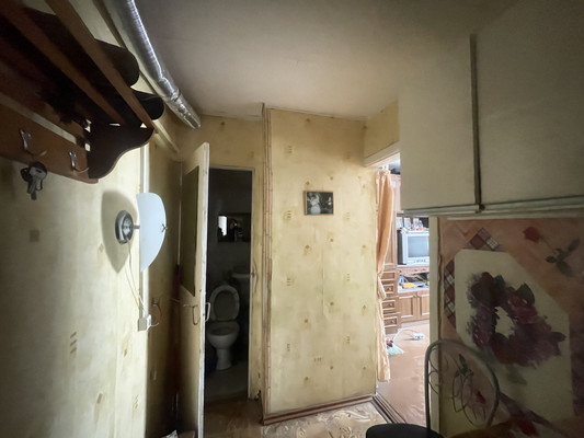 Продам двухкомнатную (2-комн.) квартиру, Большая Московская ул, 114к2, Великий Новгород г