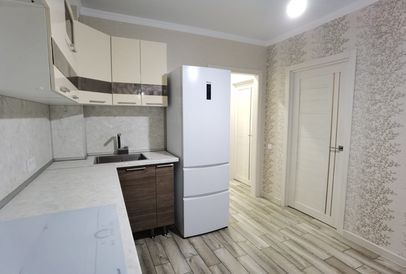 Продам однокомнатную (1-комн.) квартиру, Ленина ул, 185а, Анапа г