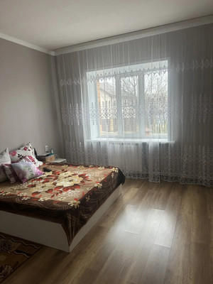 Продам дом, Кавказская ул, 3, Юровка с, 0 км от города