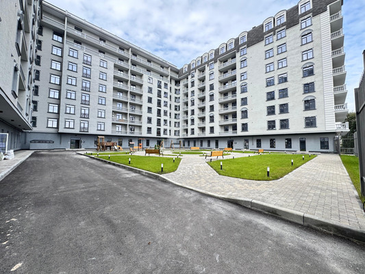 Продам трехкомнатную (3-комн.) квартиру, Биттирова ул, 123, Нальчик г