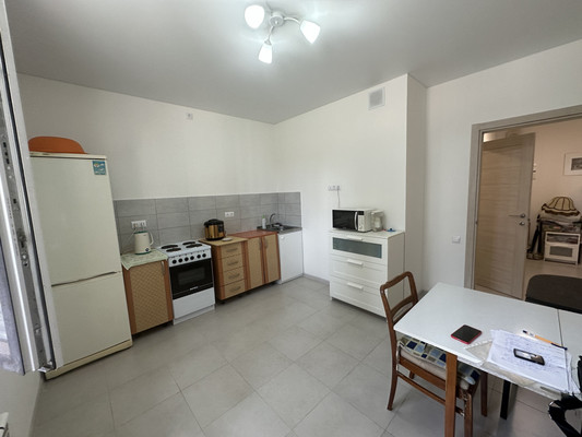 Продам трехкомнатную (3-комн.) квартиру, Фестивальная ул, 15к2, Москва г