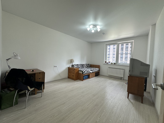 Продам трехкомнатную (3-комн.) квартиру, Фестивальная ул, 15к2, Москва г