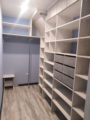 Продам трехкомнатную (3-комн.) квартиру, 60 лет Образования СССР пр-кт, 58а, Красноярск г