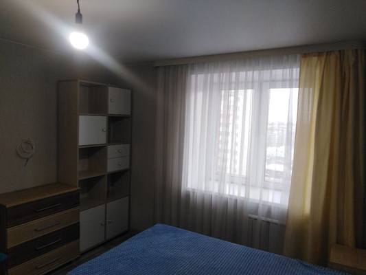 Продам трехкомнатную (3-комн.) квартиру, 60 лет Образования СССР пр-кт, 58а, Красноярск г