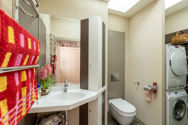 Продам двухкомнатную (2-комн.) квартиру, Нижняя Масловка ул, 28, Москва г