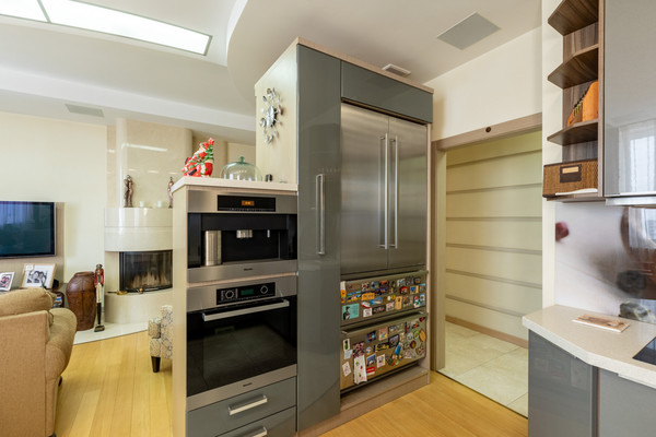 Продам двухкомнатную (2-комн.) квартиру, Нижняя Масловка ул, 28, Москва г