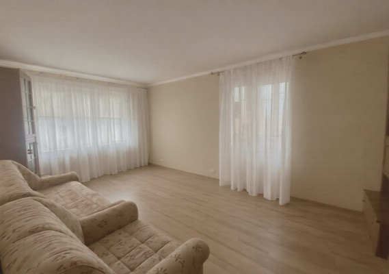 Продам двухкомнатную (2-комн.) квартиру, Мильчакова ул, 3, Ростов-на-Дону г