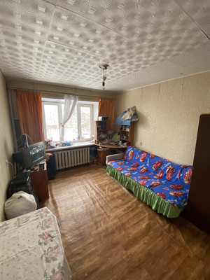 Продам комнату в 8-комн. квартире, Машиностроителей ул, 128а, Йошкар-Ола г