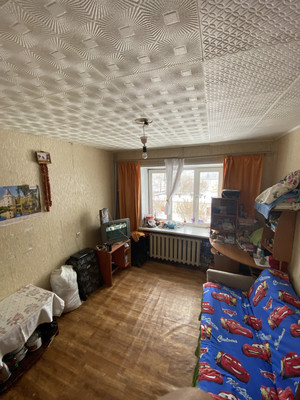 Продам комнату в 8-комн. квартире, Машиностроителей ул, 128а, Йошкар-Ола г